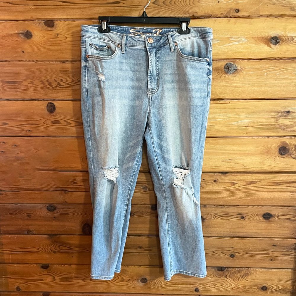 Seven7 The SOHO HIGH RISE STRAIGHT JEAN New Without Tags denim Jeans Size 12